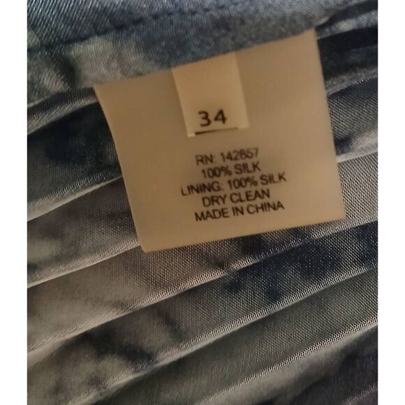 Elle Sasson womens size 34 uk size 2 usa 100% silk blue smocked elastic waist - Picture 8 of 8